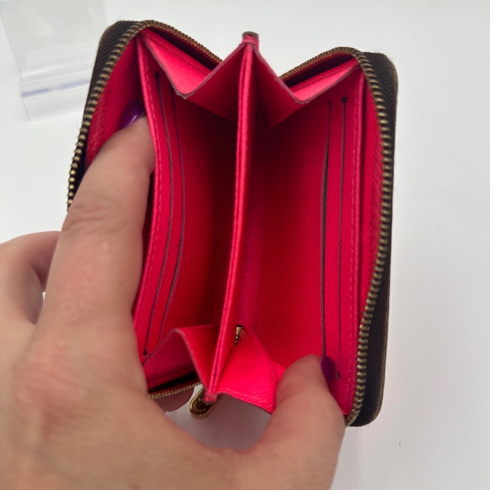 Louis Vuitton Limited Edition Stephen Sprouse Zippy Wallet - Picture 8 of 12